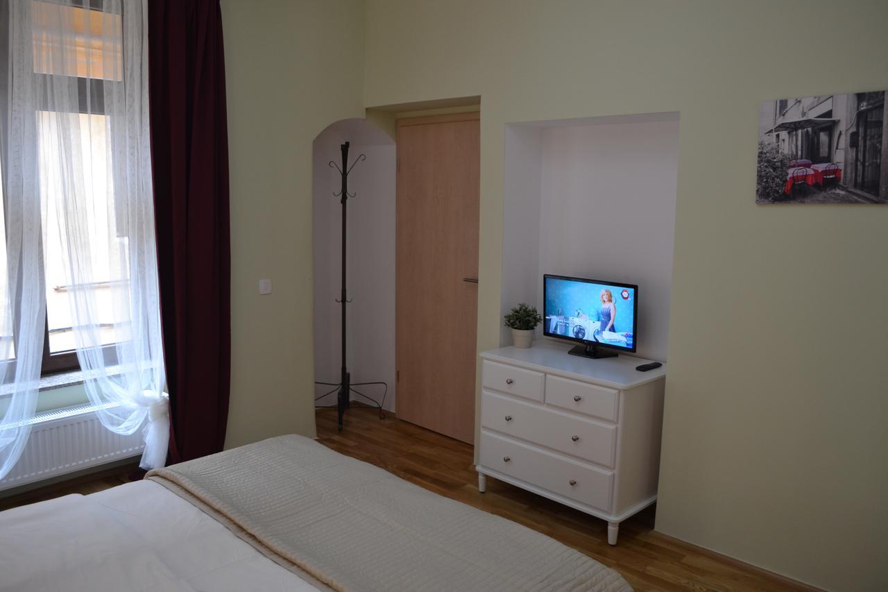 Casa Krone - Piata Sfatului Брашов Екстериор снимка
